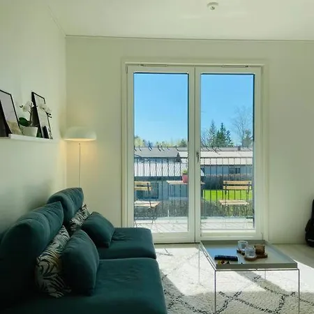 Apartman Lakeside Modern Minimalist Freeparking