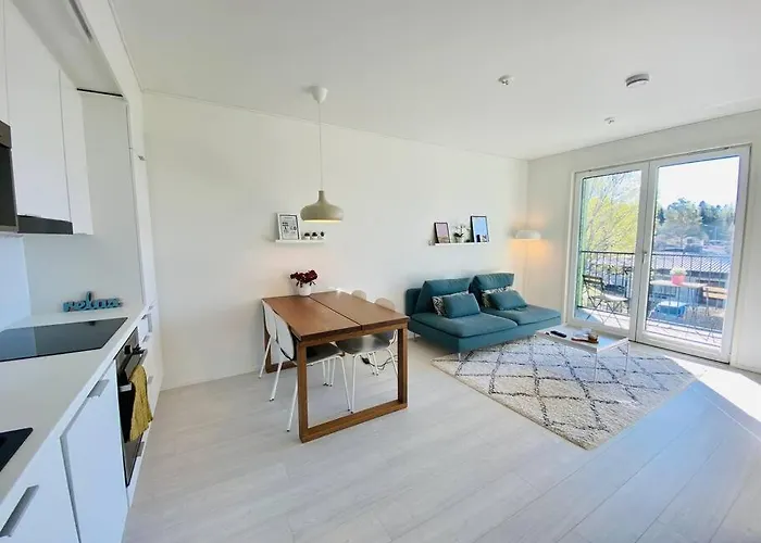 Lakeside Modern Minimalist Freeparking Järvenpää