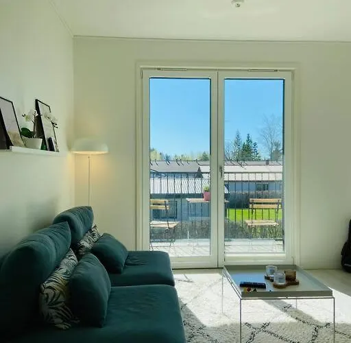 דירה Lakeside Modern Minimalist Freeparking